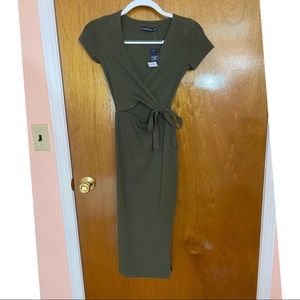Abercrombie & Fitch Olive Dress (XXS)